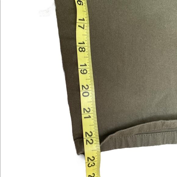 Liz Claiborne Capri Jeans Womens 16 Green Stretch Flat Front Pocket Comfy - Picture 6 of 8